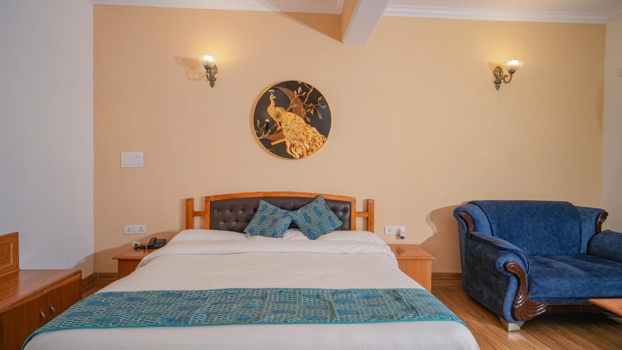 Neelesh Inn- A Luxury Lake View Hotel- 20 Kms From Nainital Bhimtal Ngoại thất bức ảnh